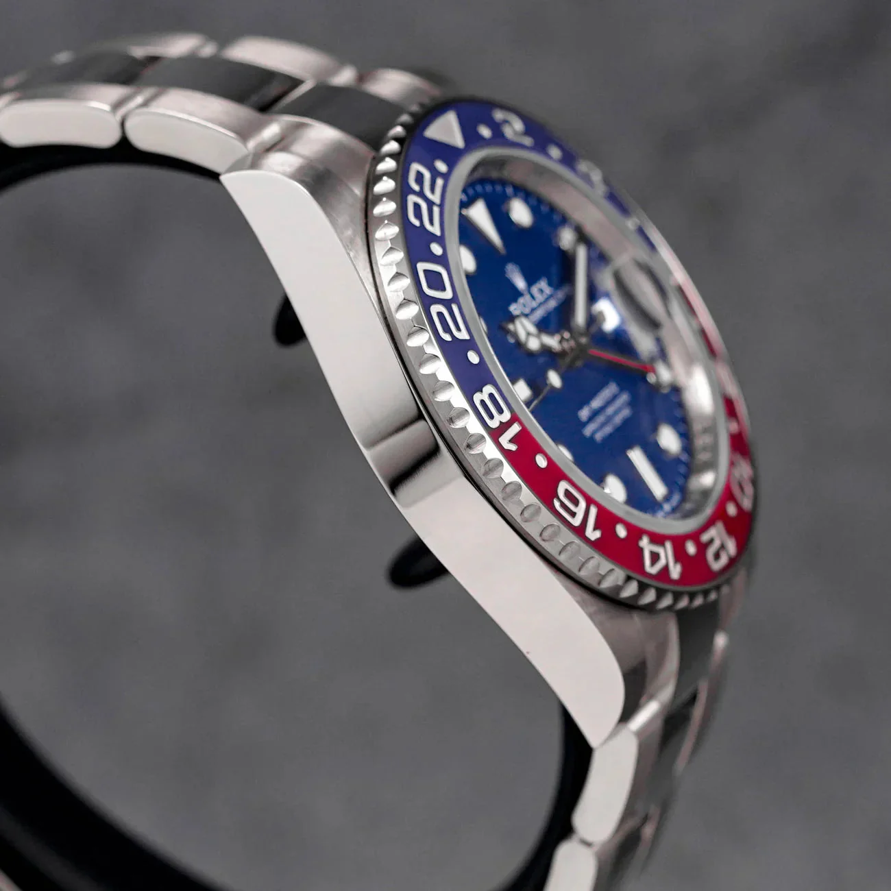 Rolex GMT-Master II Master-Ii 'Pepsi' Oyster Midnight Blue Dial – gallery view