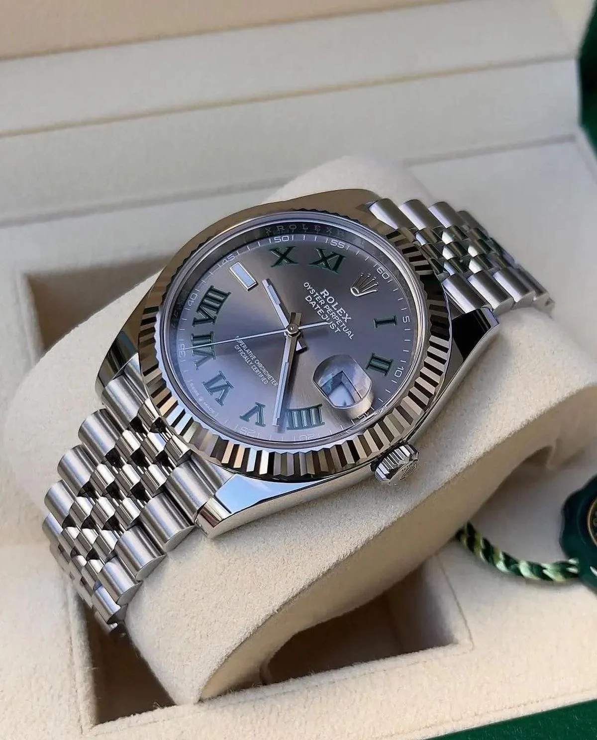 Rolex Datejust Wimbledon 40 – gallery view