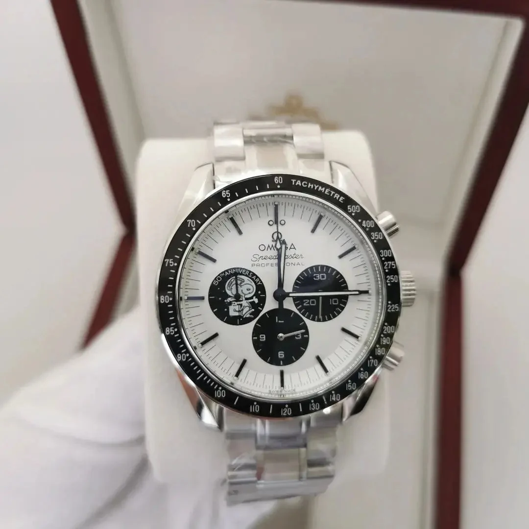 OMEGA SPEEDMASTER ANNIVERSARY SERIE – main view