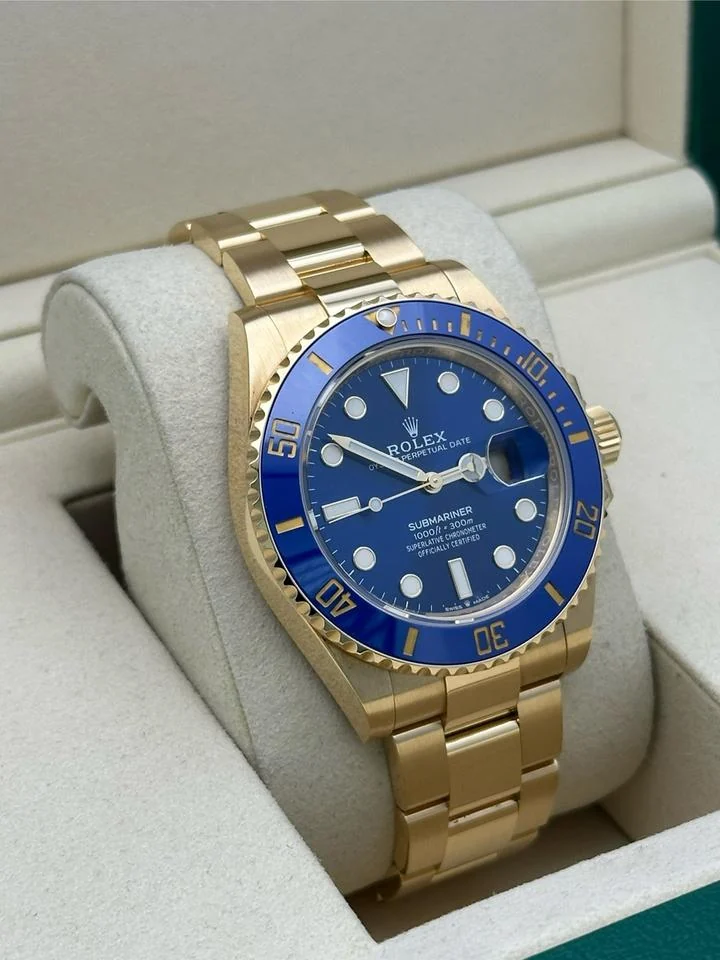 Rolex Submariner Date Gold Dial Blue – gallery view