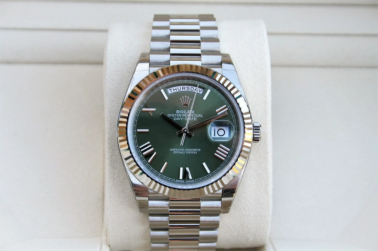 Rolex DayDate 40 Green Men's – gallery view