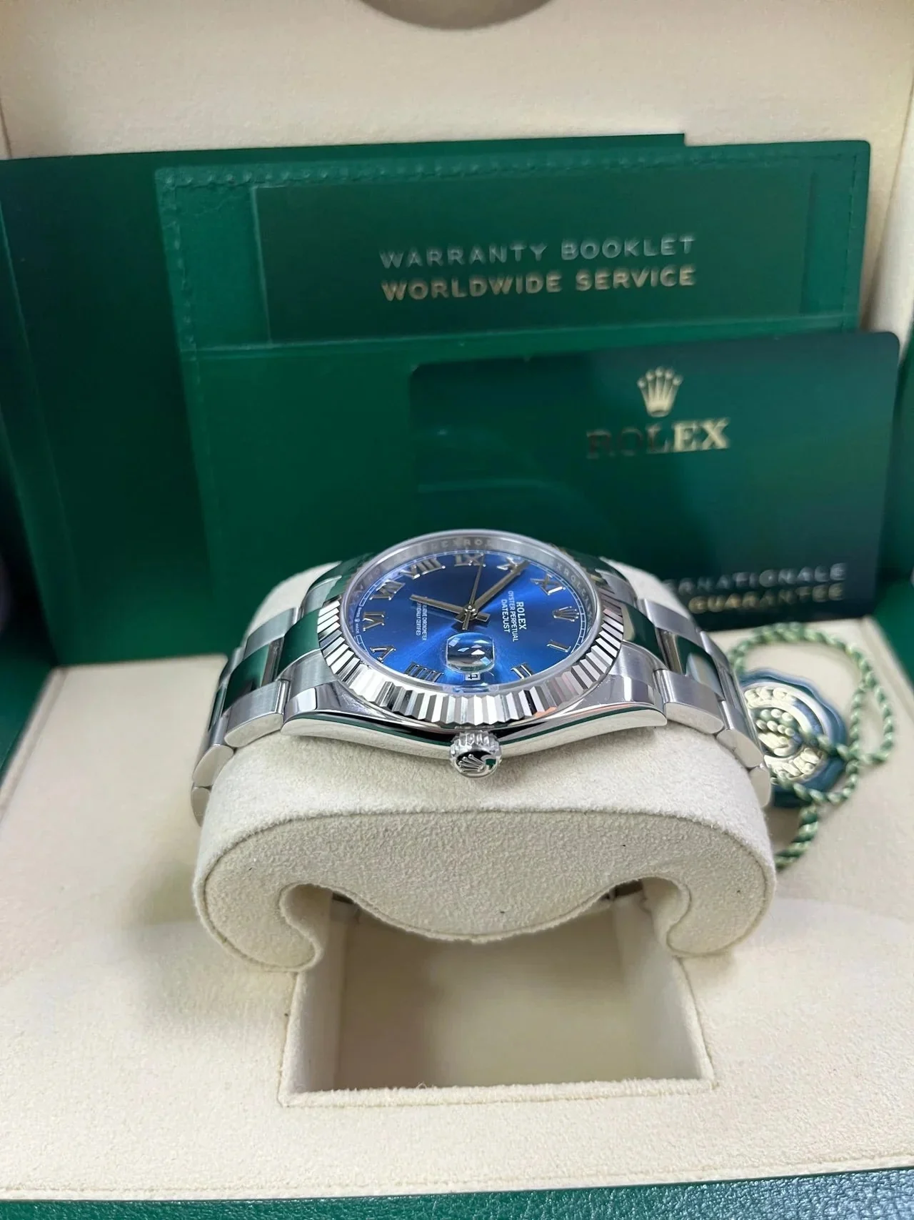 Rolex Datejust Blue Roman Dial Oyster 126334 – gallery view
