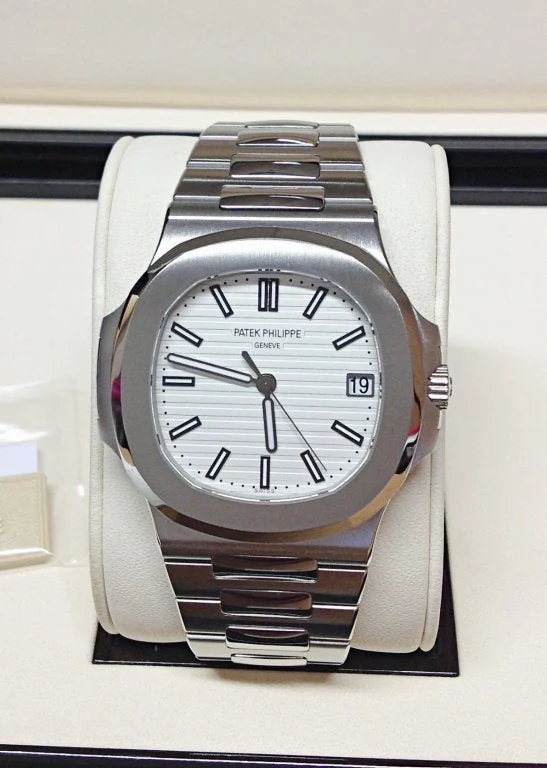 Patek Philippe Nautilus 57111A – gallery view