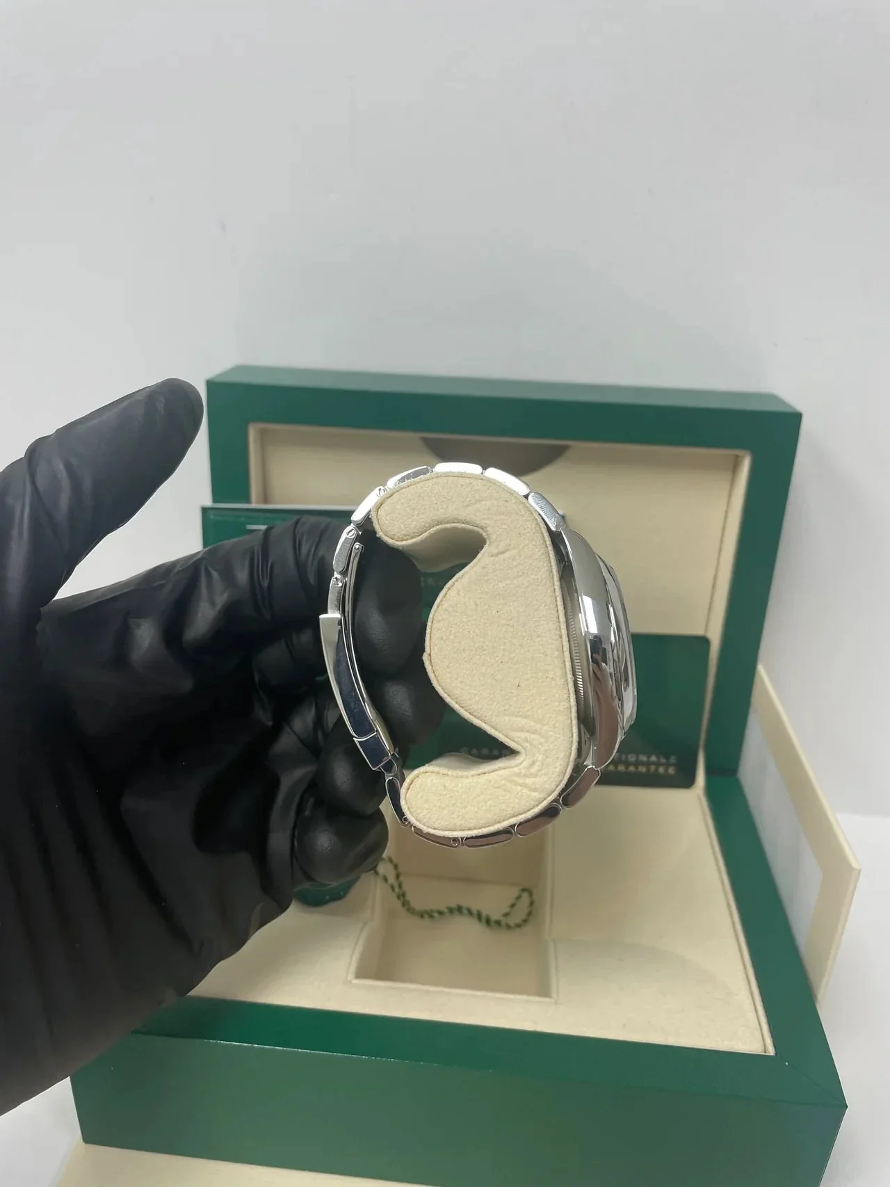 Rolex Oyster Perpetual Turquoise Dial 124300 – gallery view